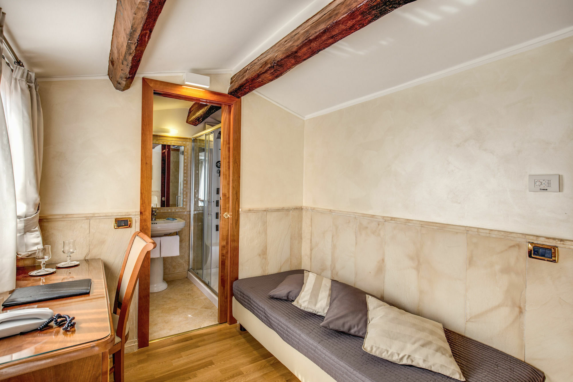Gasthof Pantheon 3*
